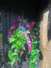 Load image into Gallery viewer, The Bronagh hanging basket.. preorder
