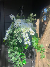 Load image into Gallery viewer, The Aoife hanging basket
