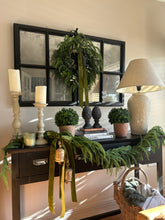 Load image into Gallery viewer, The Sasha garland
